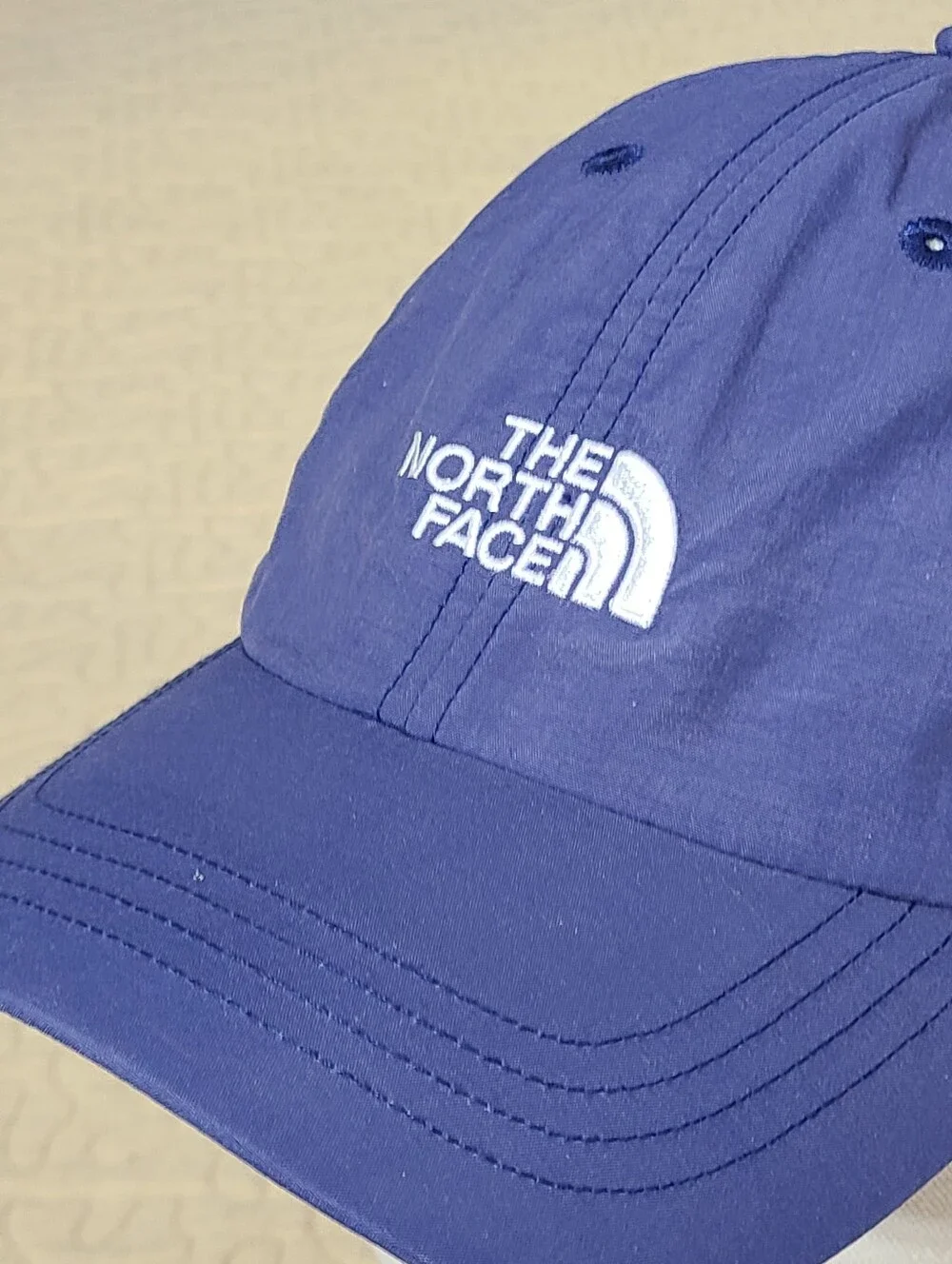 North Face Horizon embroidered logo strapback hat